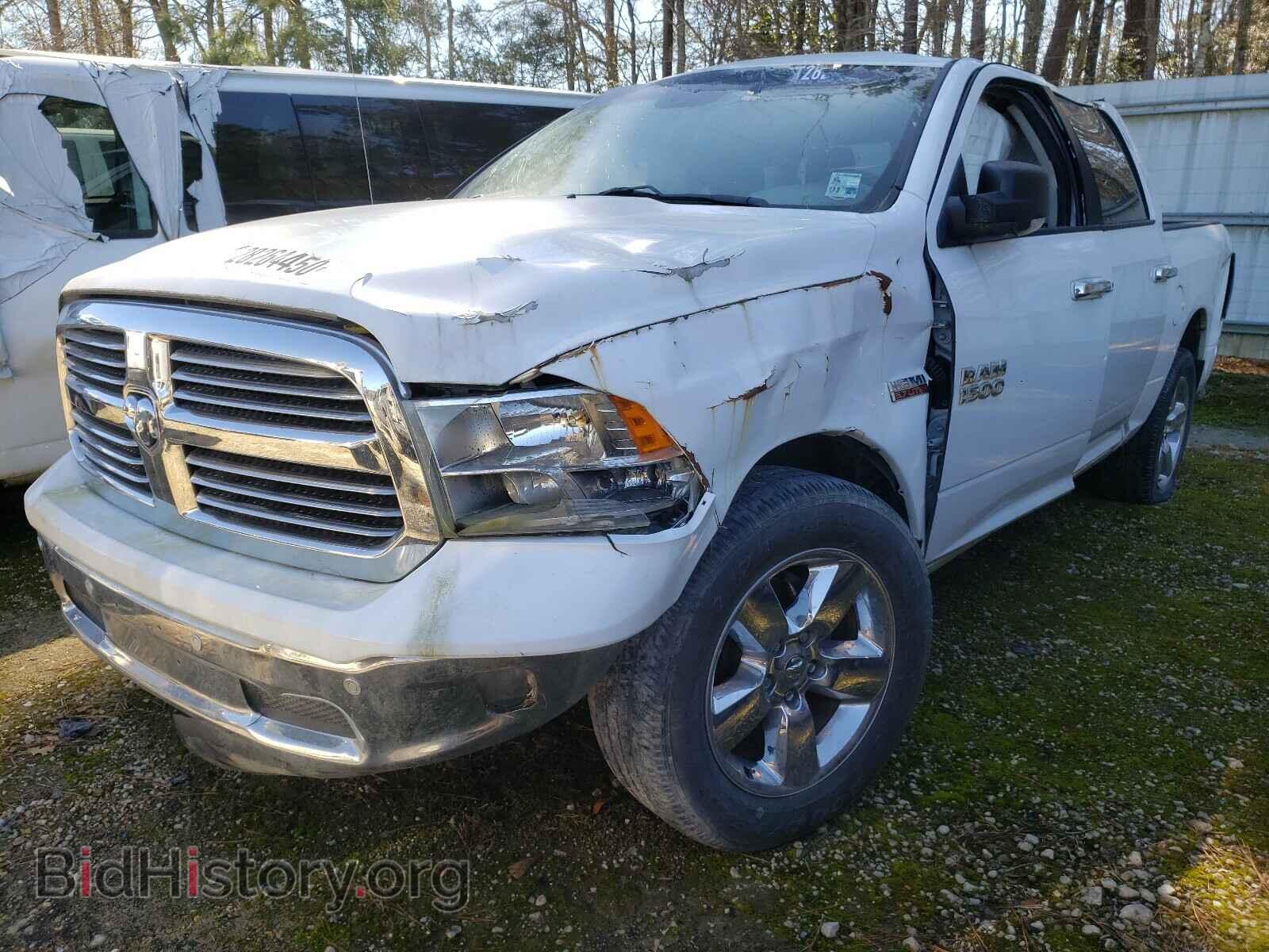 2017 RAM 1500 - VIN: 1C6RR6LT2HS799020 - Фото 2