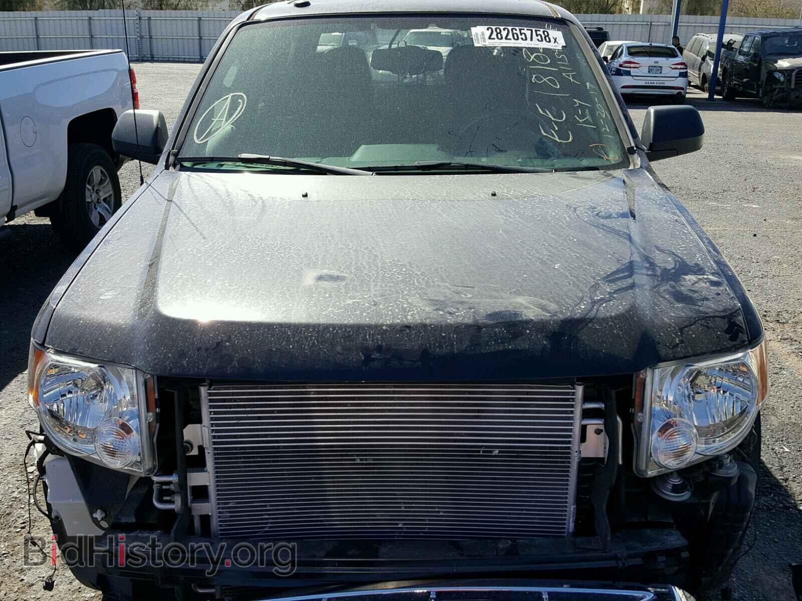 2011 FORD ESCAPE - VIN: 1FMCU0D75BKB24843 - Фото 9