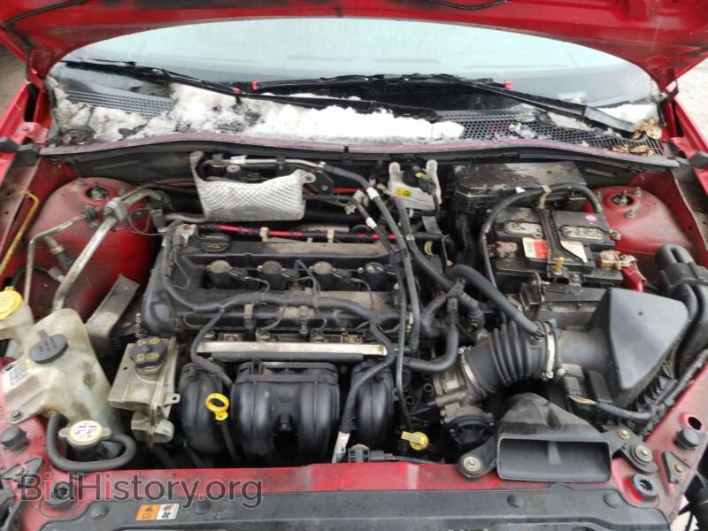 2008 Ford FOCUS SE (VIN 1FAHP35N78W202028) — photo 7 of 10