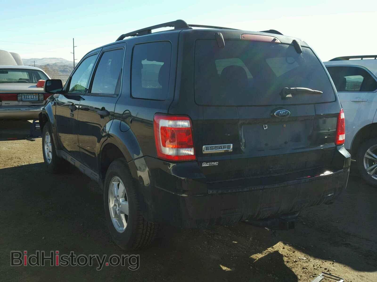 2011 FORD ESCAPE - VIN: 1FMCU0D76BKA45276 - Фото 3