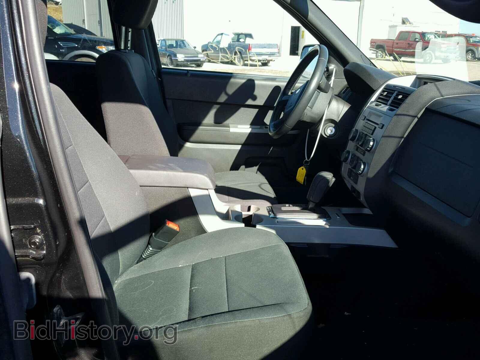 2011 FORD ESCAPE - VIN: 1FMCU0D76BKA45276 - Фото 5