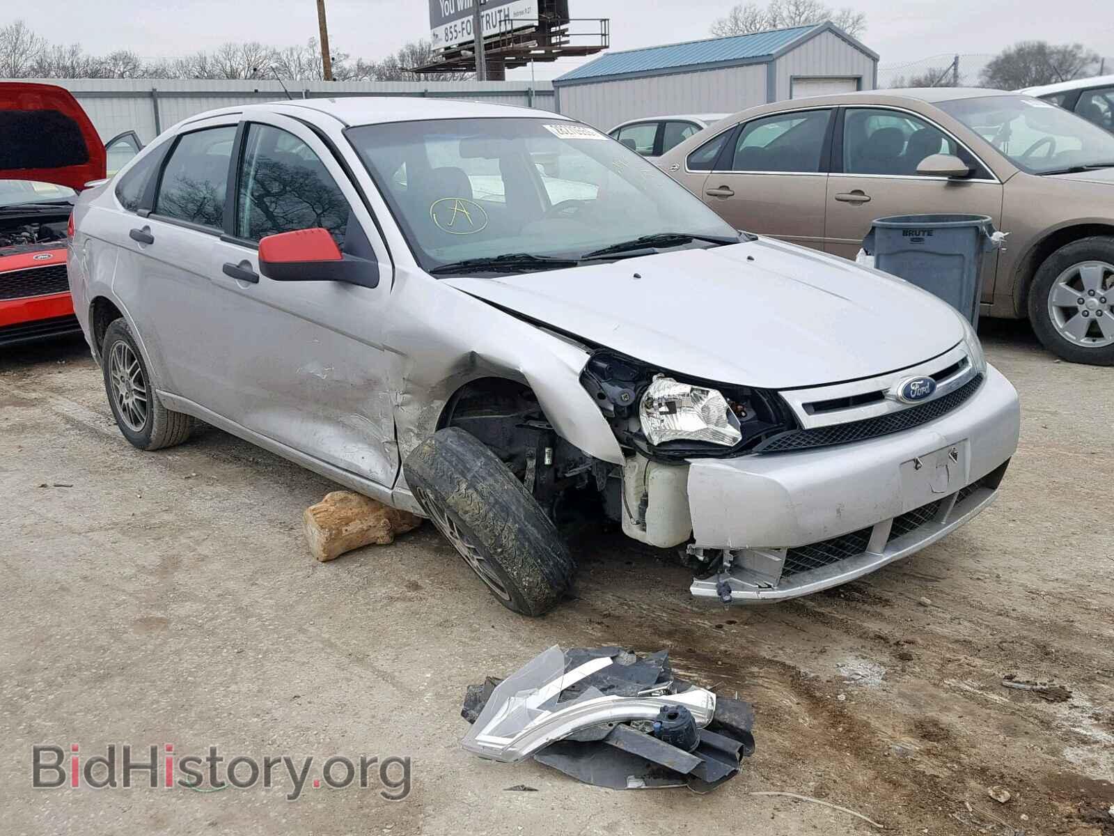 Photo 1FAHP3FN0BW130420 - FORD FOCUS 2011
