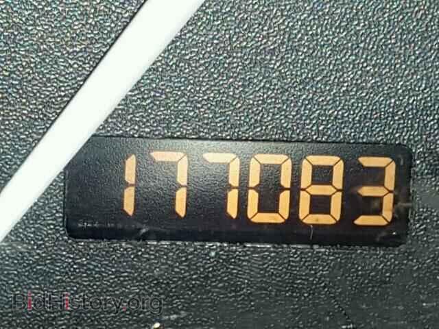2002 SATURN VUE - VIN: 5GZCZ63B52S834242 - Фото 8