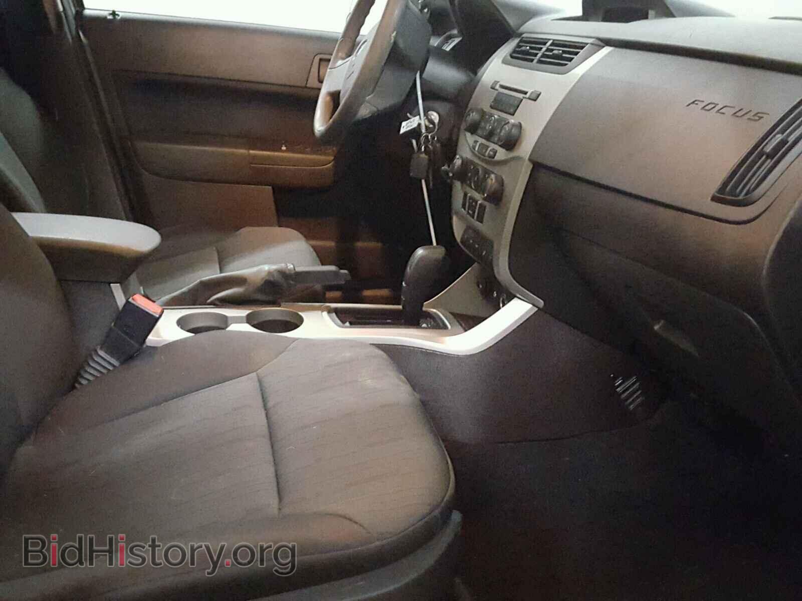 2008 FORD FOCUS - VIN: 1FAHP35N58W123960 - Фото 5