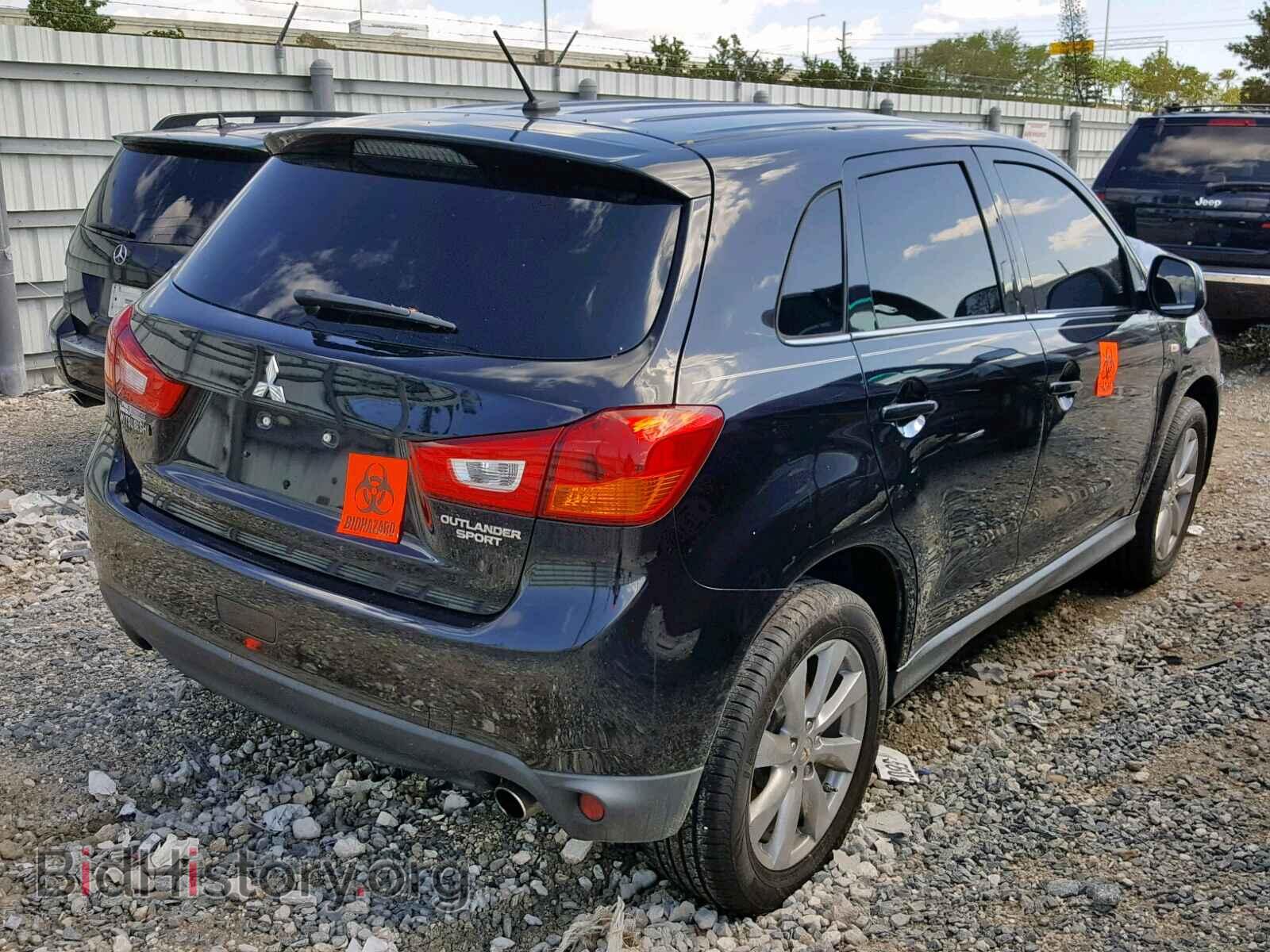 2013 MITSUBISHI OUTLANDER - VIN: 4A4AP4AU1DE020607 - Фото 4