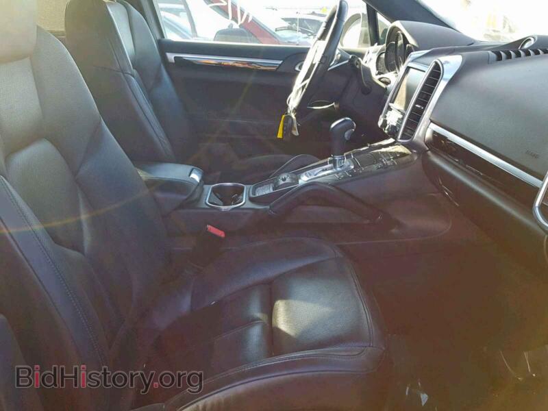 2012 Porsche CAYENNE S (VIN WP1AE2A28CLA94082) — фото 5 из 10