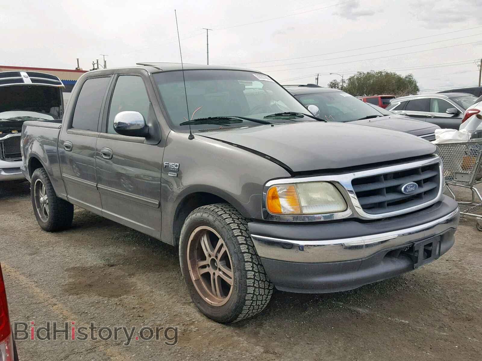 Фотография  - FORD F150 SUPER 2002