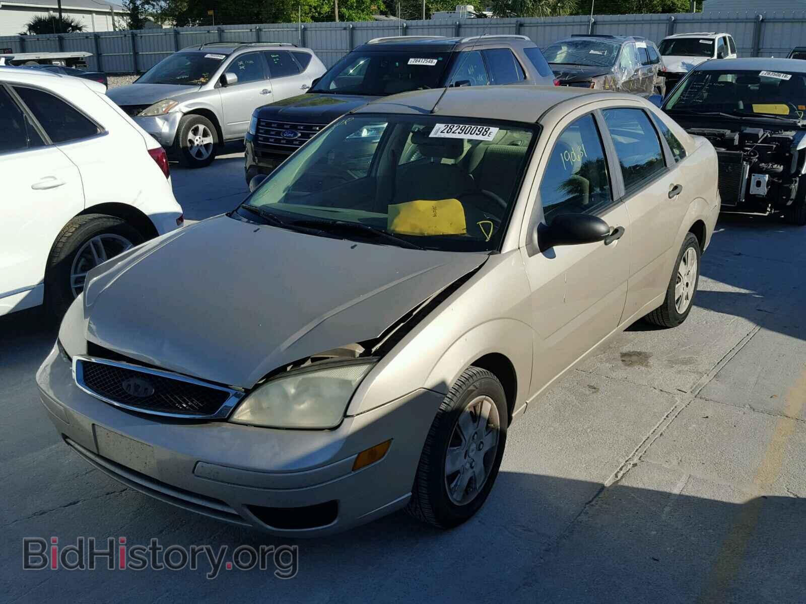 2007 FORD FOCUS - VIN: 1FAFP34N37W219741 - Фото 2