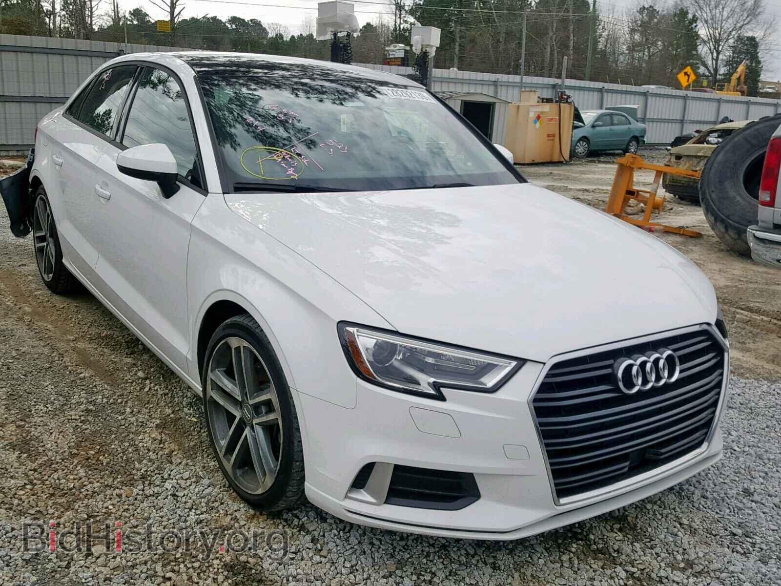 Фотография WAUAUGFF2H1042363 - AUDI A3 2017