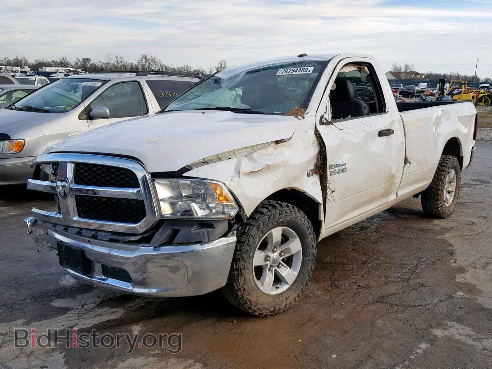 2017 RAM 1500 ST - VIN: 3C6JR7DT5HG594283 - Фото 2