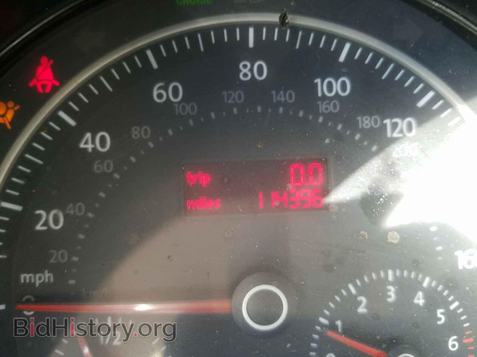 2009 VOLKSWAGEN BEETLE - VIN: 3VWRW31C19M510400 - Фото 8