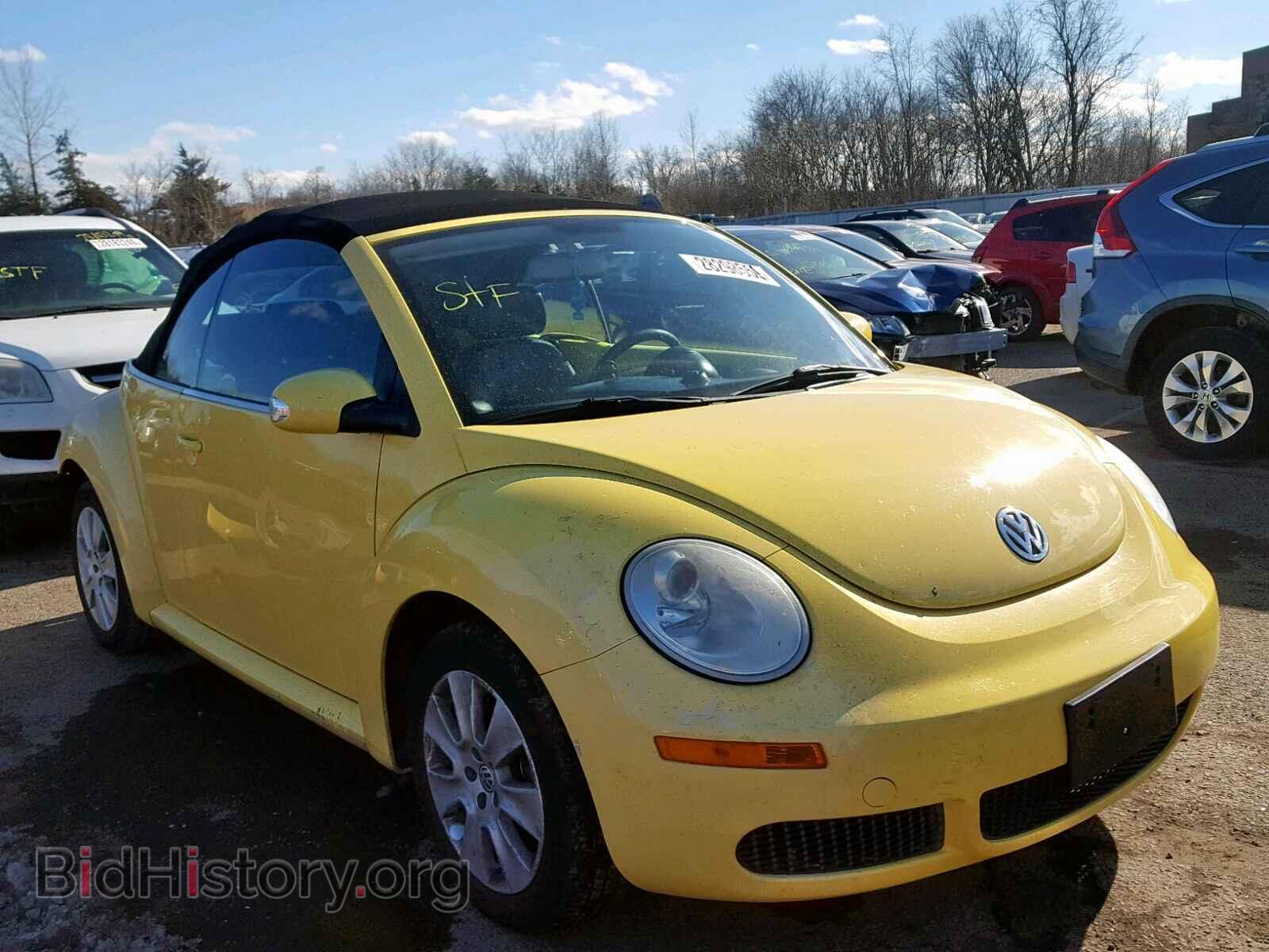 Фотография  - VOLKSWAGEN BEETLE 2008