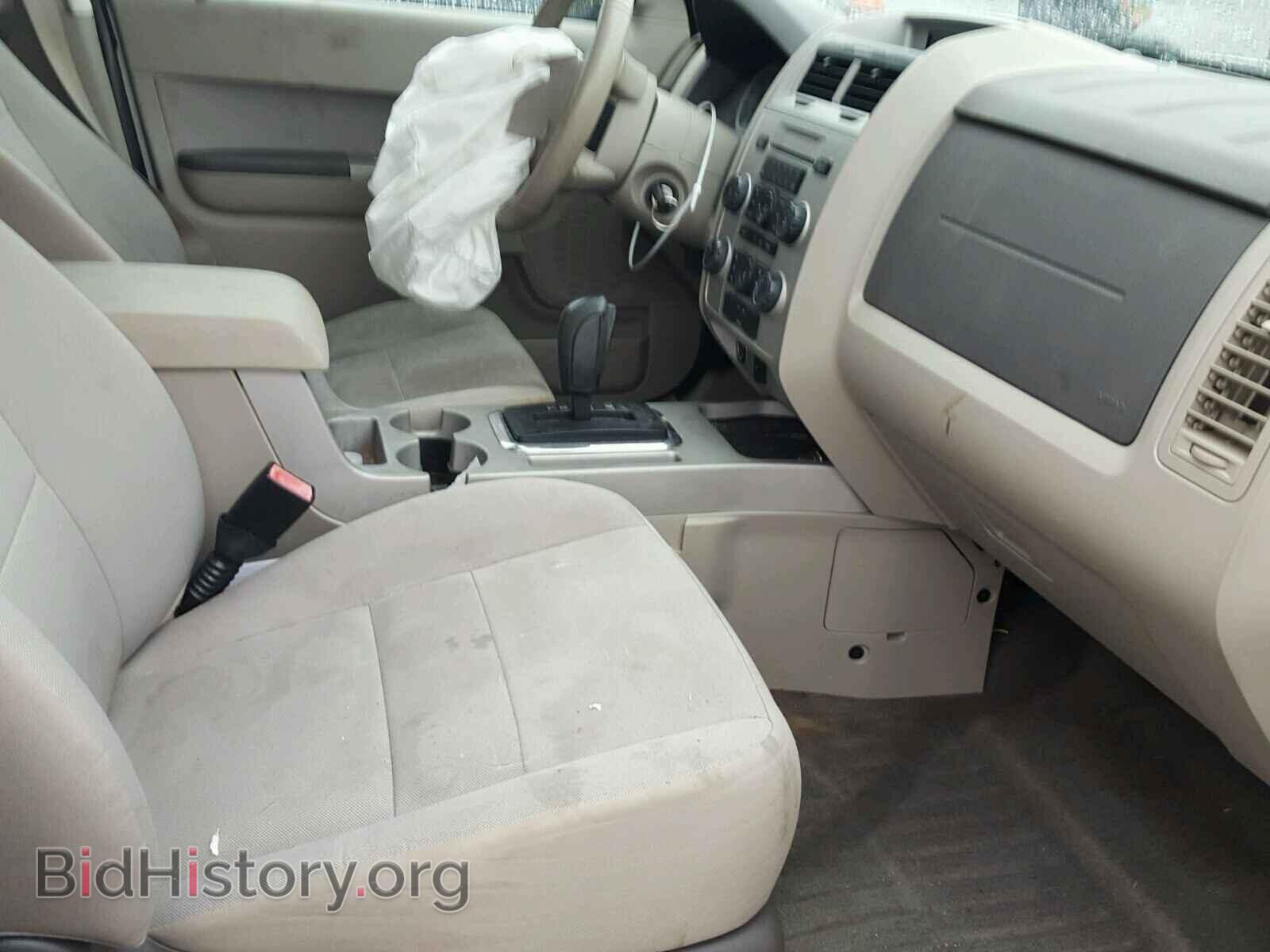 2011 FORD ESCAPE - VIN: 1FMCU9DG5BKC39074 - Photo 5