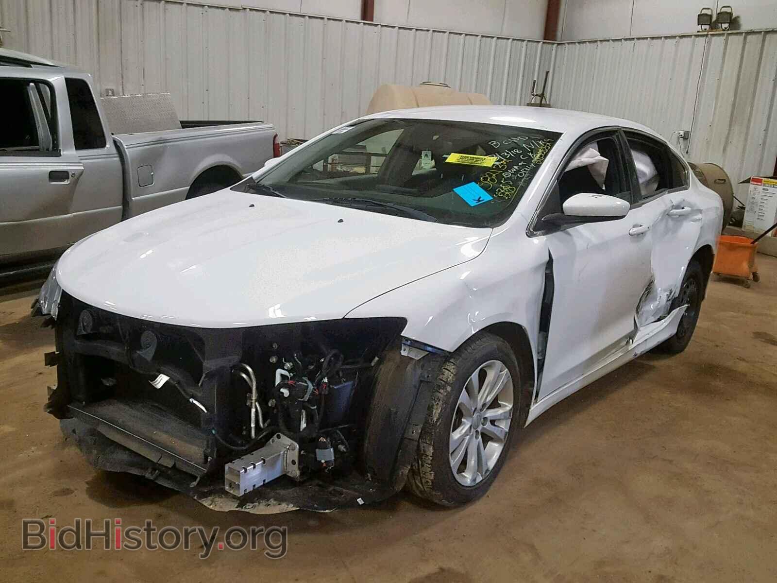 2015 CHRYSLER 200 - VIN: 1C3CCCAB9FN722864 - Фото 2