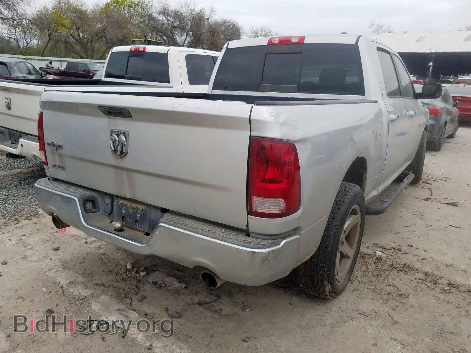 2010 DODGE RAM 1500 - VIN: 1D7RB1CT8AS100341 - Фото 4