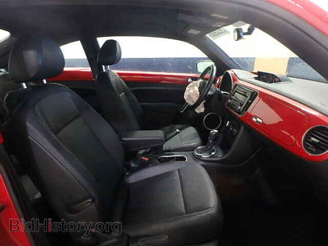 2013 VOLKSWAGEN BEETLE - VIN: 3VWJL7AT2DM610821 - Фото 5