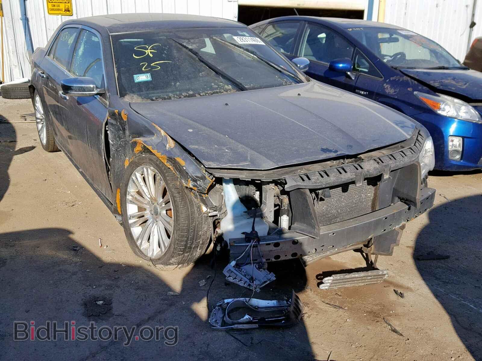 Photo 2C3CA5CG8BH564823 - CHRYSLER 300 2011