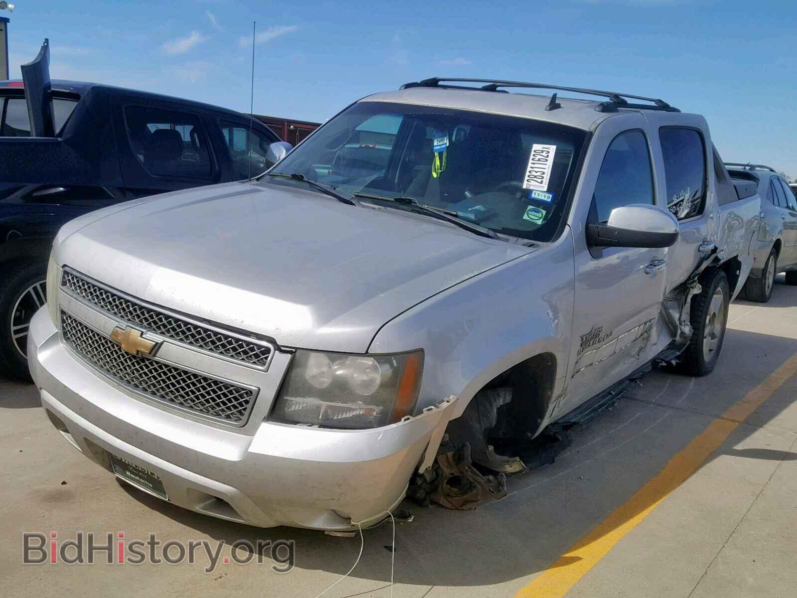 2011 CHEVROLET AVALANCHE - VIN: 3GNMCEE08BG163144 - Фото 2