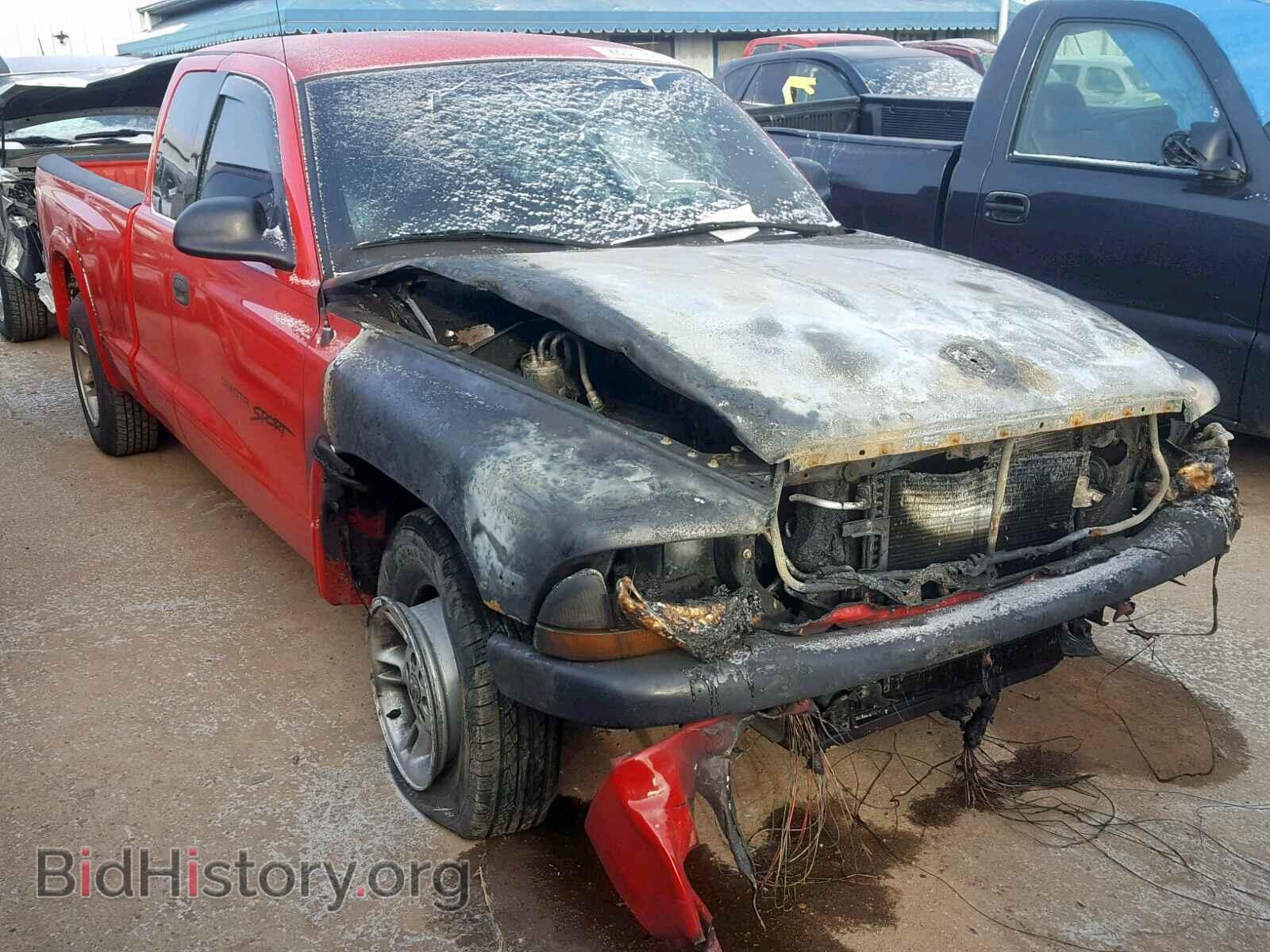 Photo 1B7GL22X1YS725764 - DODGE DAKOTA 2000