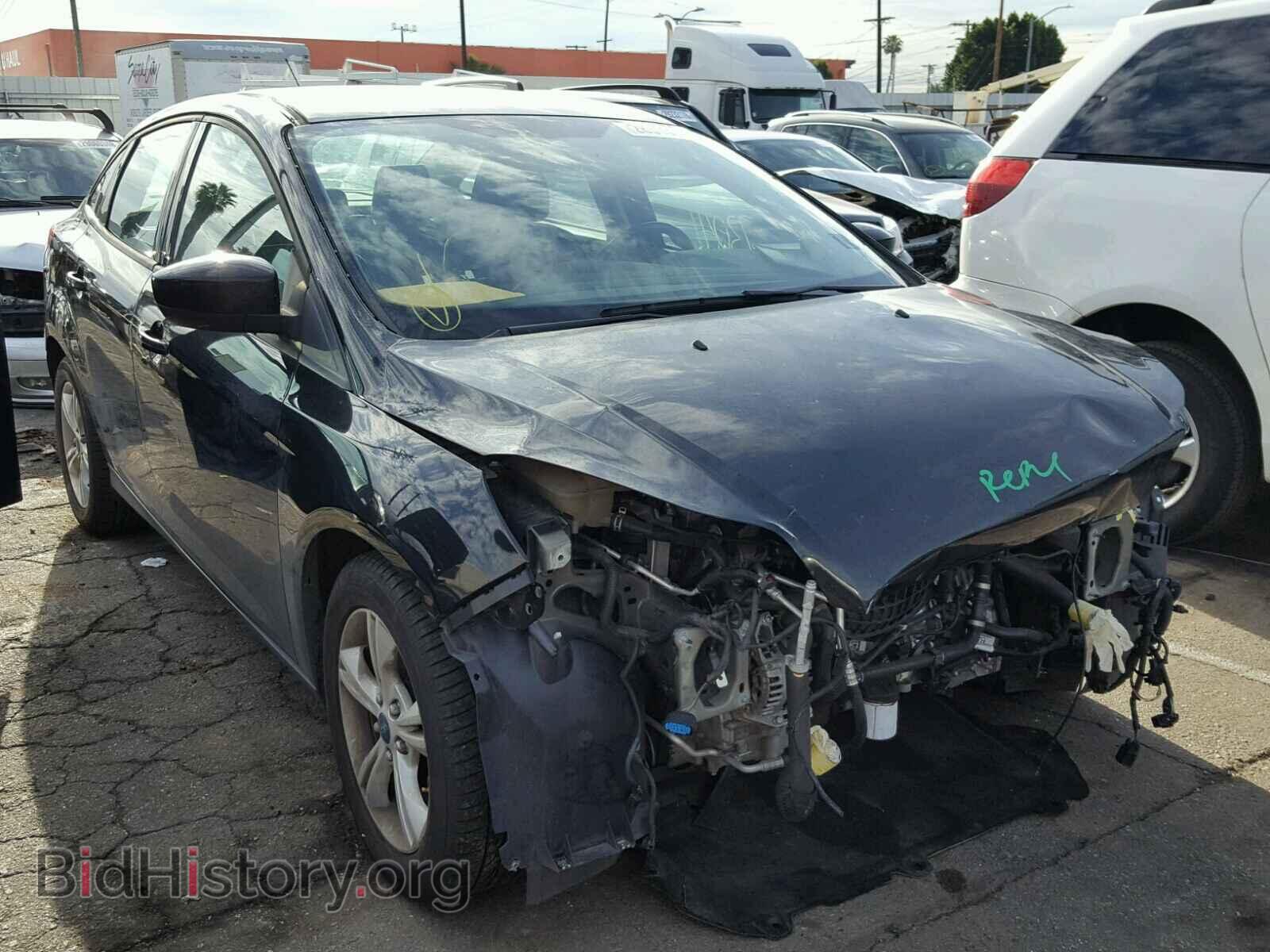 Photo 1FAHP3F21CL392388 - FORD FOCUS 2012