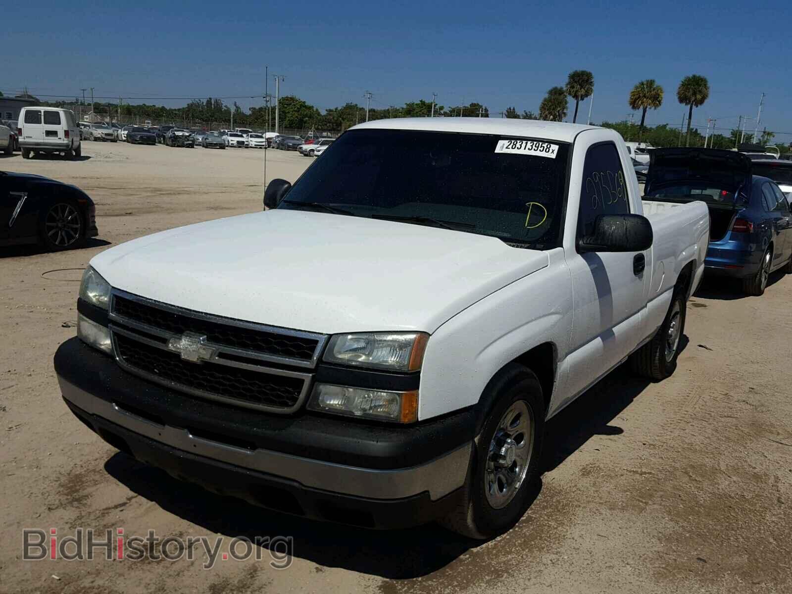 2007 CHEVROLET SILVERADO - VIN: 3GCEC14V97G158111 - Photo 2