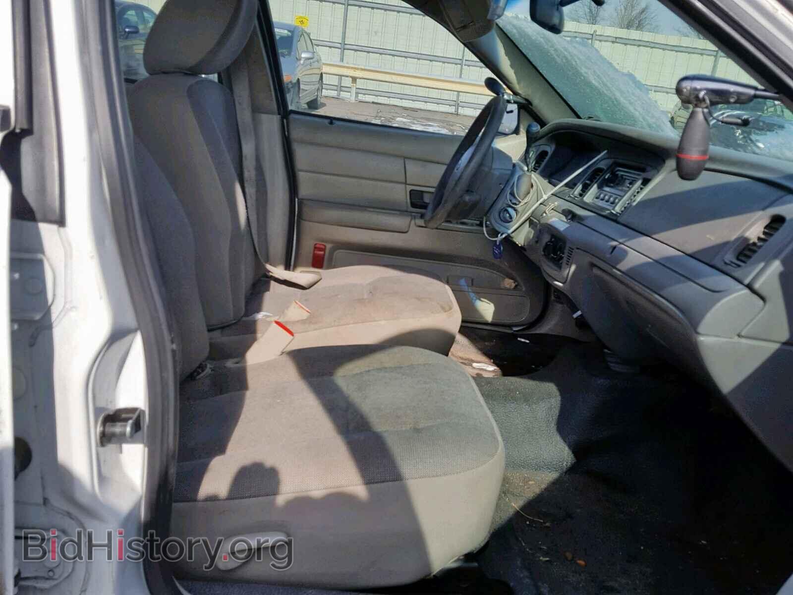2011 FORD CROWN VIC - VIN: 2FABP7BV4BX103213 - Фото 5