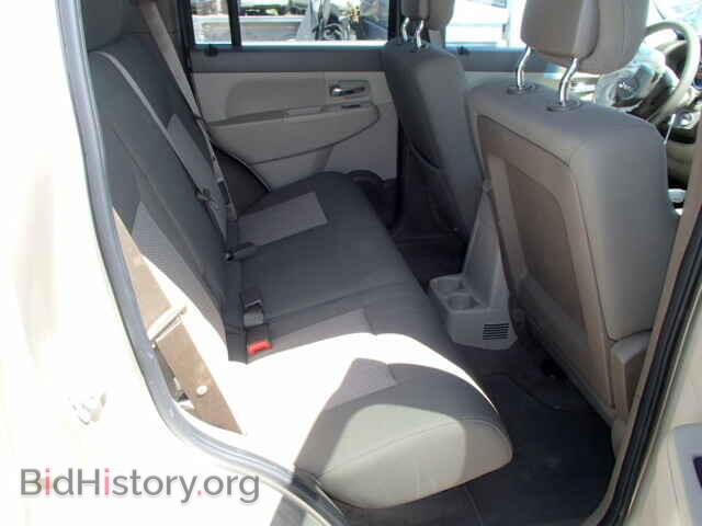 2010 JEEP LIBERTY - VIN: 1J4PN2GK6AW116007 - Фото 6