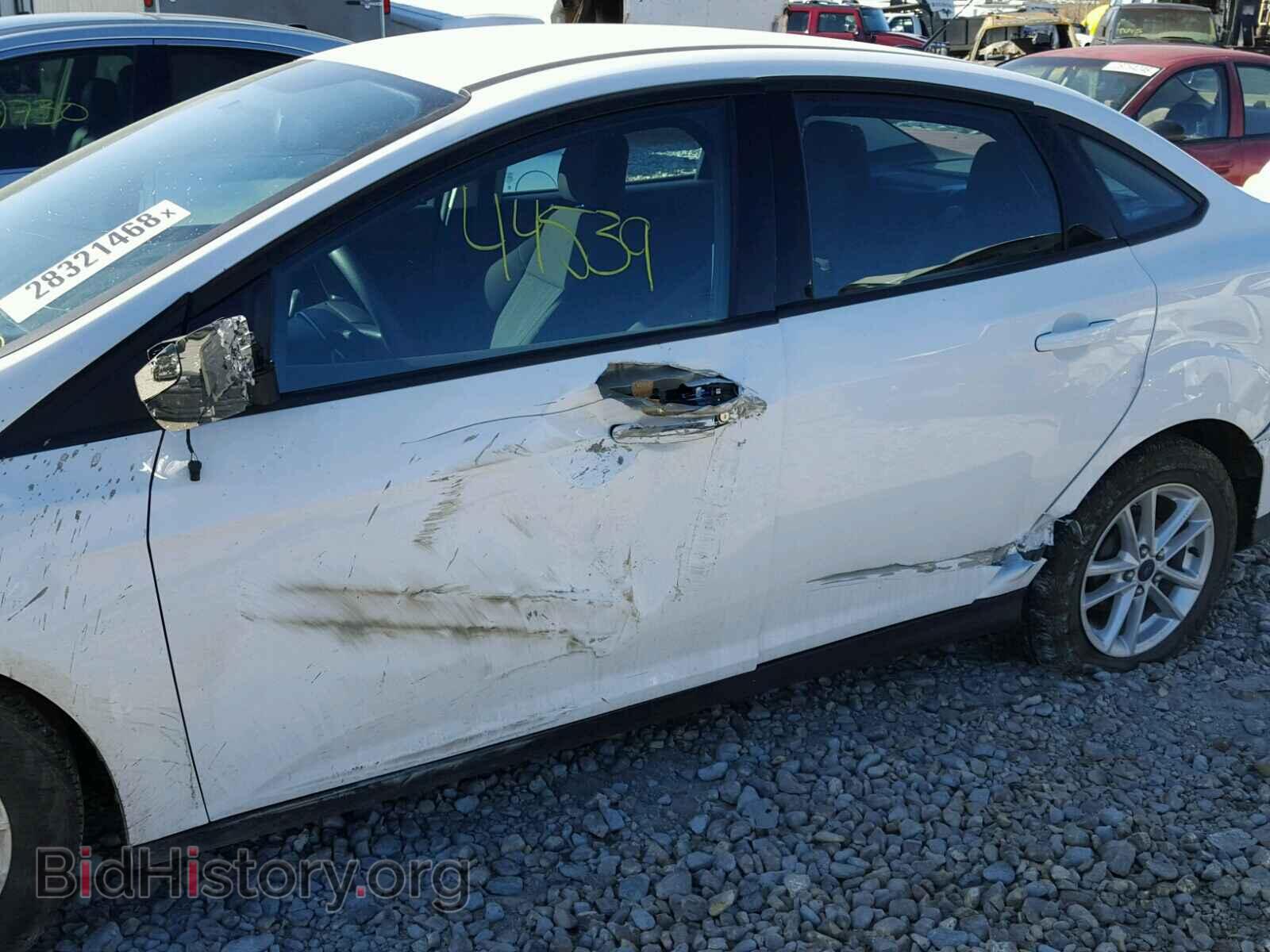 2016 FORD FOCUS - VIN: 1FADP3F2XGL234765 - Photo 9