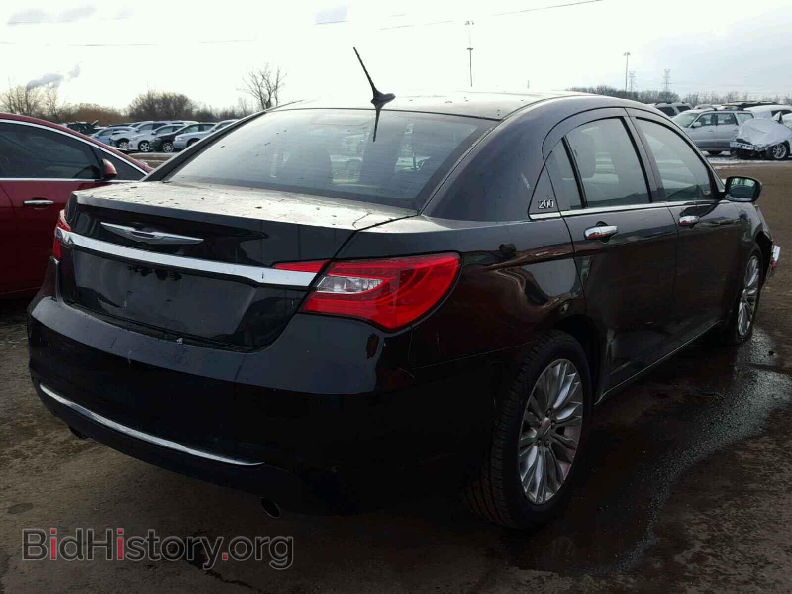 2011 CHRYSLER 200 - VIN: 1C3BC2FG5BN618165 - Фото 4