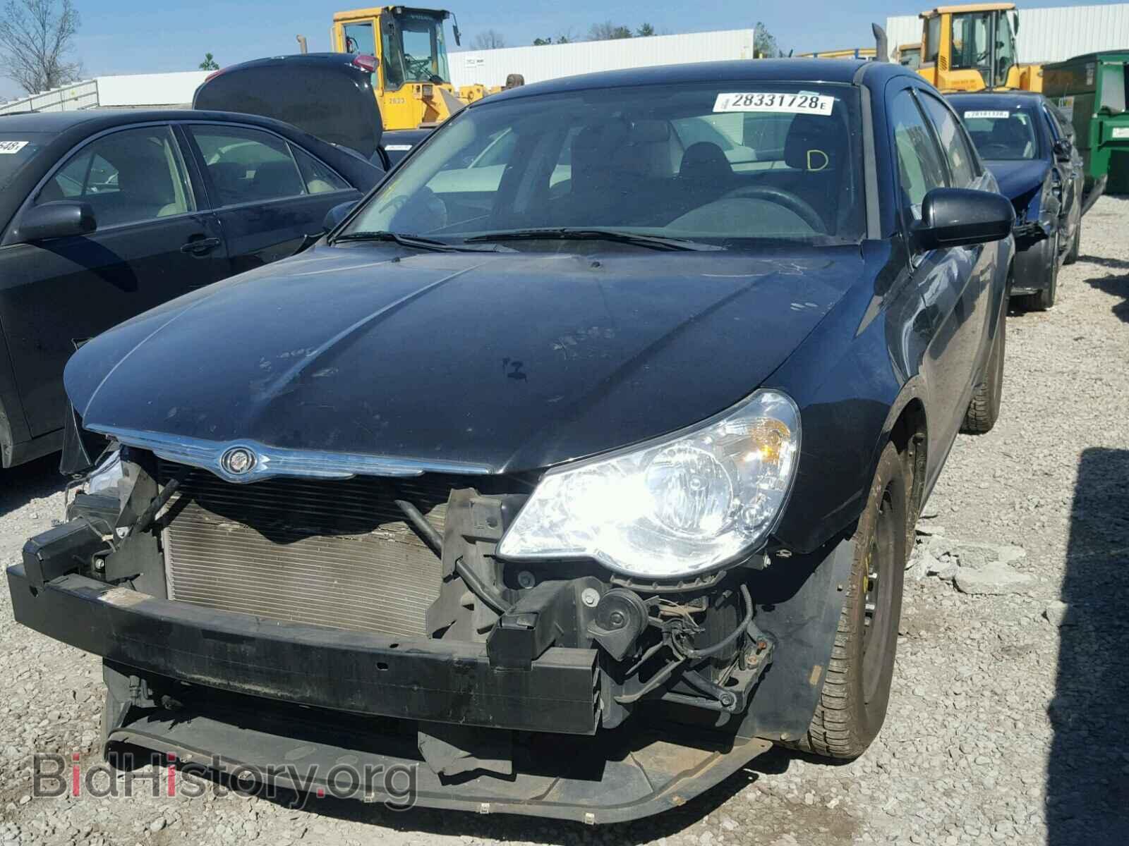2010 CHRYSLER SEBRING - VIN: 1C3CC4FB4AN208475 - Photo 2