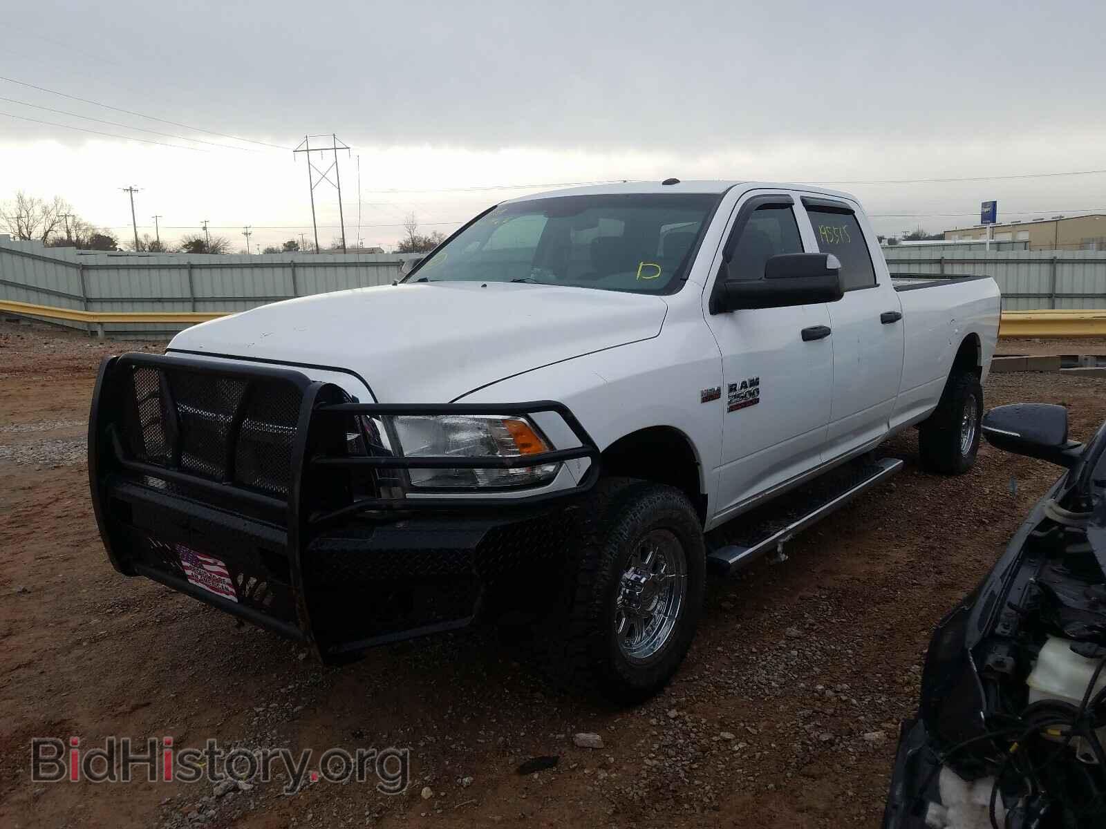 2013 RAM 2500 ST - VIN: 3C6TR5HT6DG556966 - Фото 2