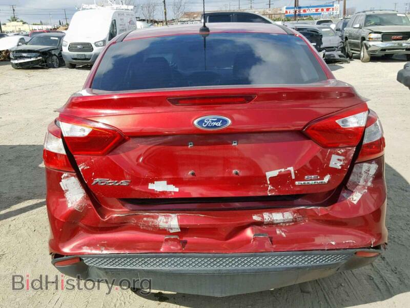 2013 Ford FOCUS SE (VIN 1FADP3F26DL212595) — фото 9 из 10