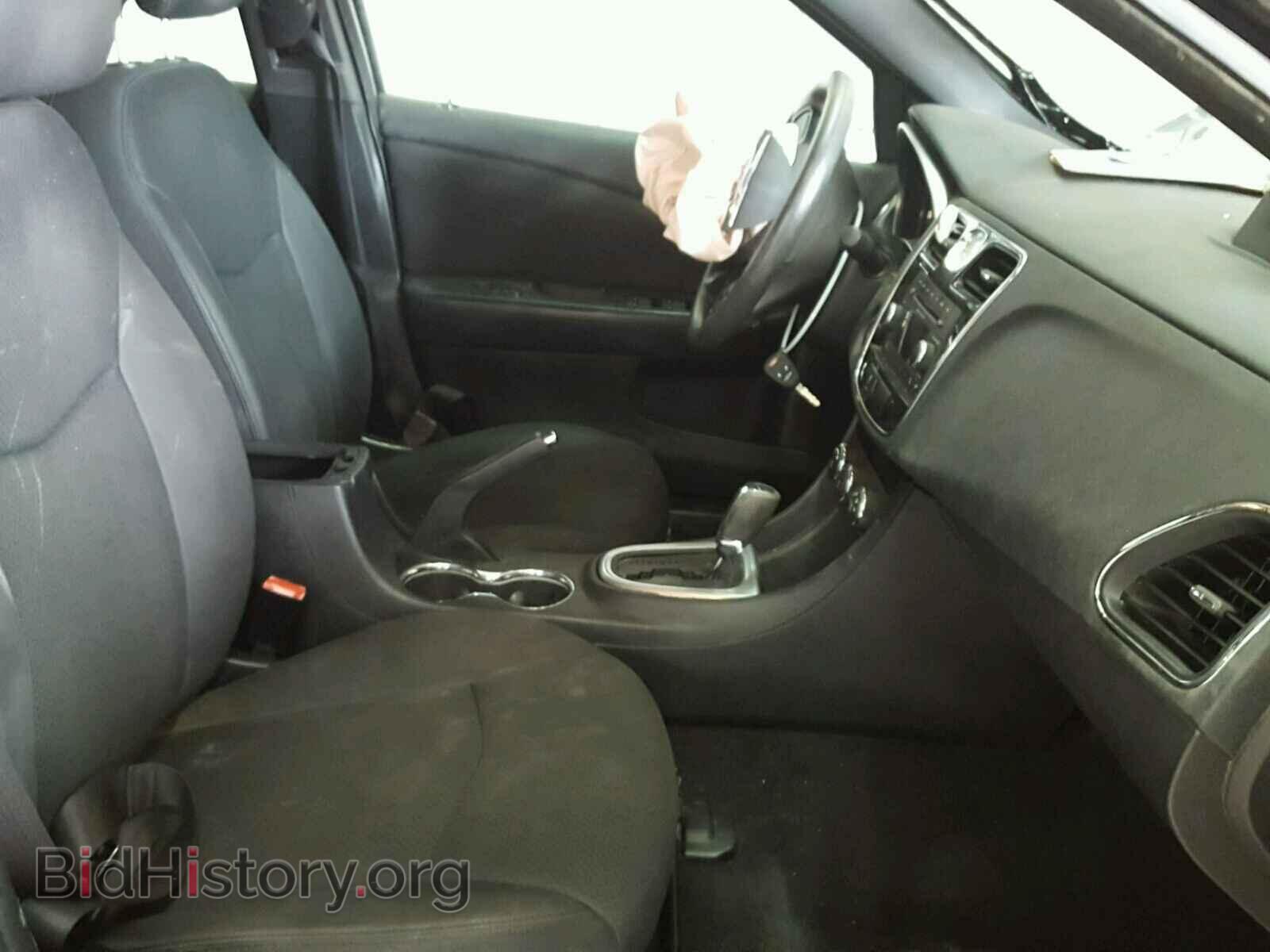 2012 CHRYSLER 200 - VIN: 1C3CCBABXCN126846 - Фото 5