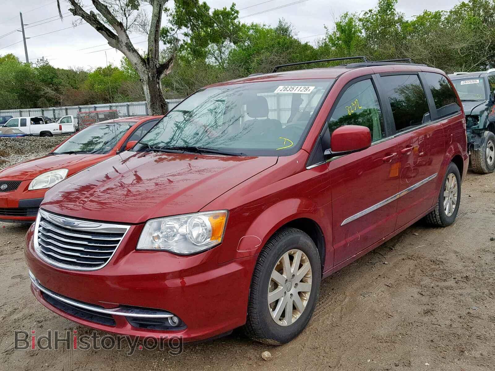 2014 CHRYSLER TOWN & COU - VIN: 2C4RC1BG6ER403668 - Фото 2