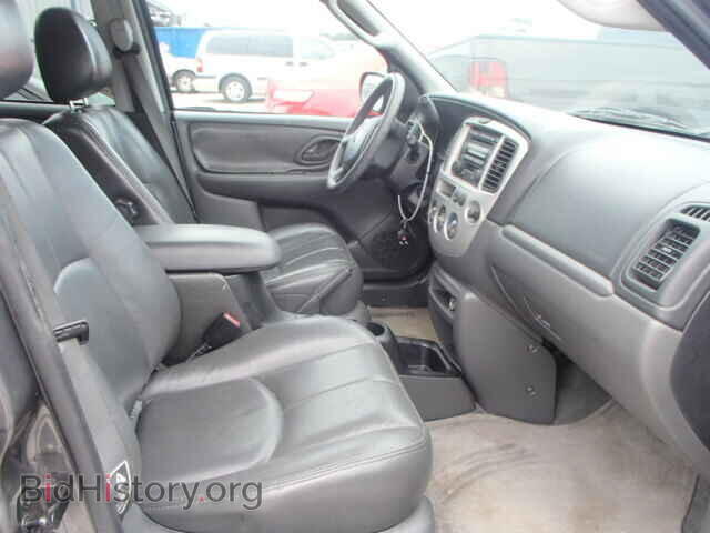 2004 MAZDA TRIBUTE - VIN: 4F2CZ06194KM05853 - Фото 5