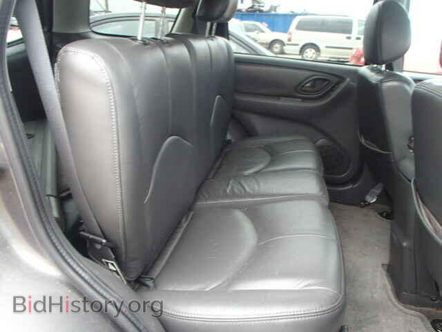 2004 MAZDA TRIBUTE - VIN: 4F2CZ06194KM05853 - Фото 6