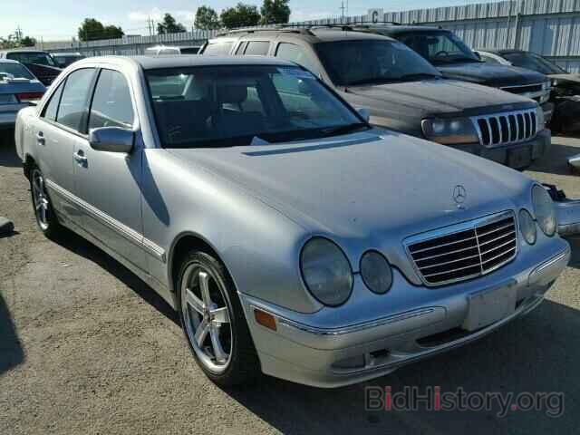 Photo WDBJF70J6YB100493 - MERCEDES-BENZ E430 2000