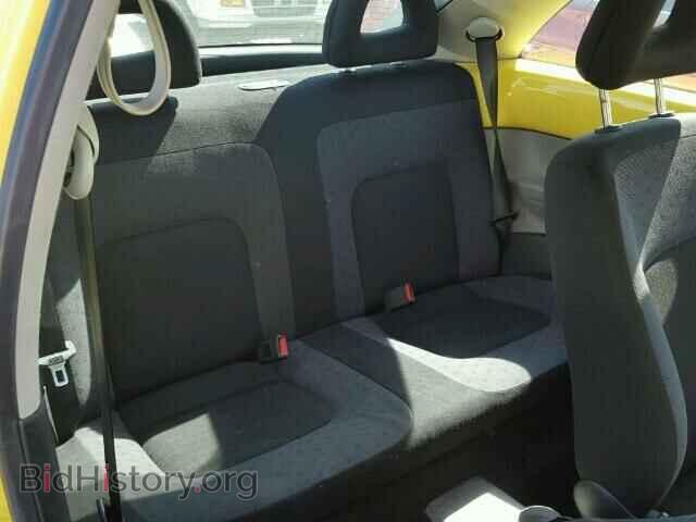 2000 VOLKSWAGEN BEETLE - VIN: 3VWBA21C3YM400182 - Фото 6