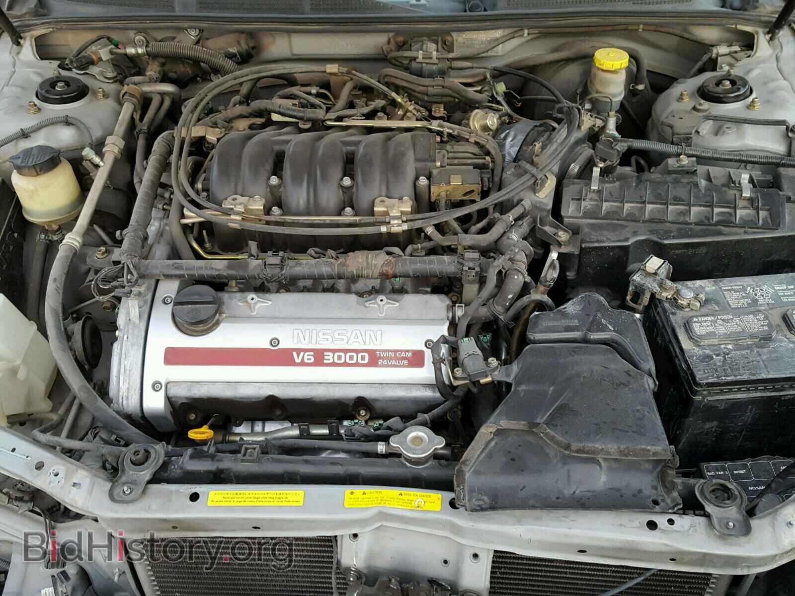 2000 NISSAN MAXIMA - VIN: JN1CA31D5YT550126 - Photo 7