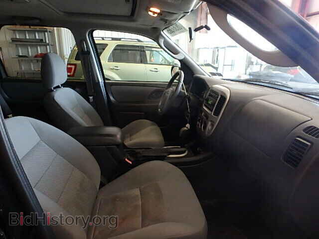 2005 FORD ESCAPE - VIN: 1FMYU93155KD64938 - Фото 4