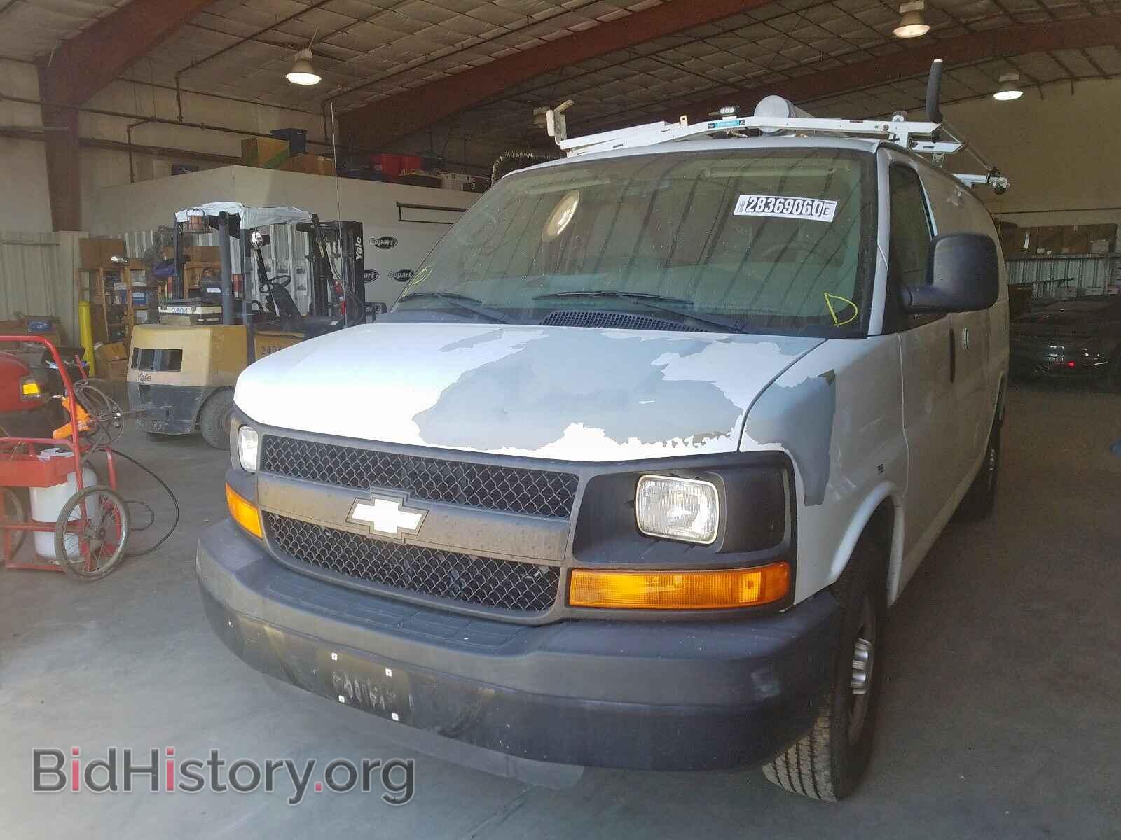 2012 CHEVROLET EXPRESS - VIN: 1GCWGFCB6C1124827 - Фото 2