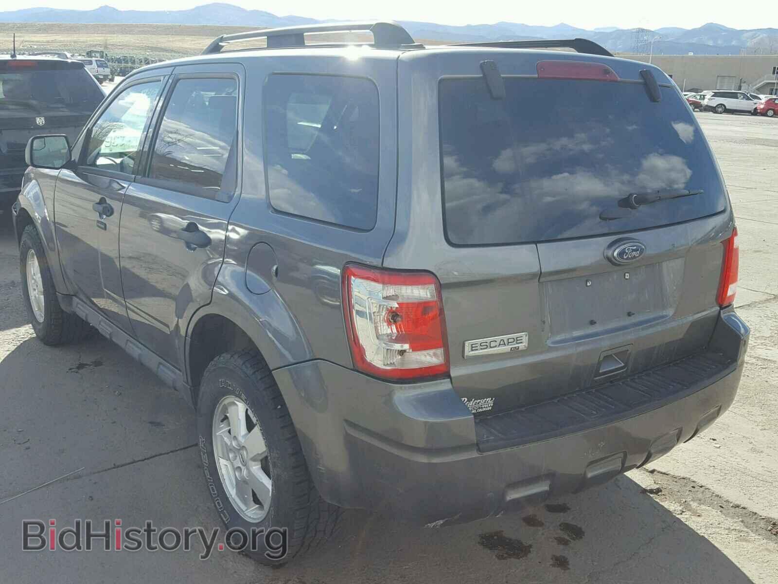 2011 FORD ESCAPE - VIN: 1FMCU0D74BKB00064 - Фото 3