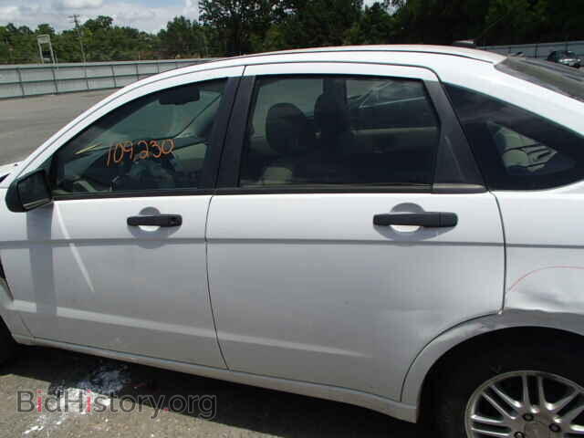 2008 FORD FOCUS - VIN: 1FAHP35N38W300974 - Фото 9