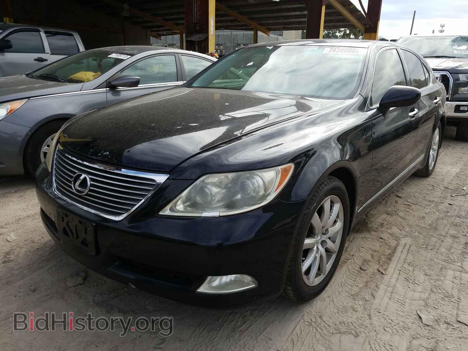 2007 LEXUS LS460 - VIN: JTHBL46F875049302 - Photo 2