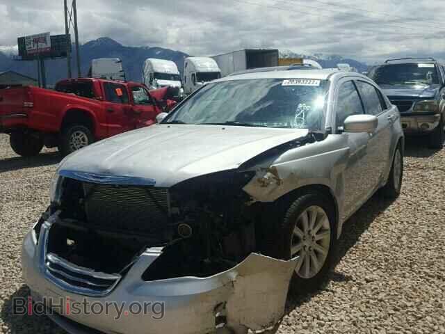 2011 CHRYSLER 200 - VIN: 1C3BC1FG2BN606792 - Фото 2