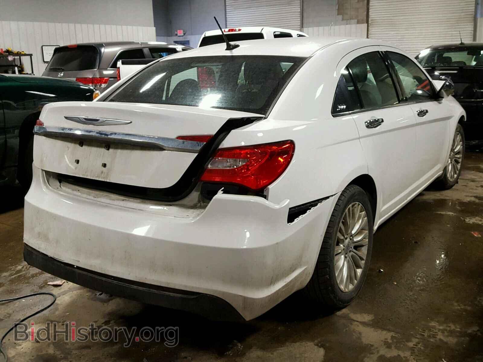 2011 CHRYSLER 200 - VIN: 1C3BC2FB0BN583247 - Photo 4