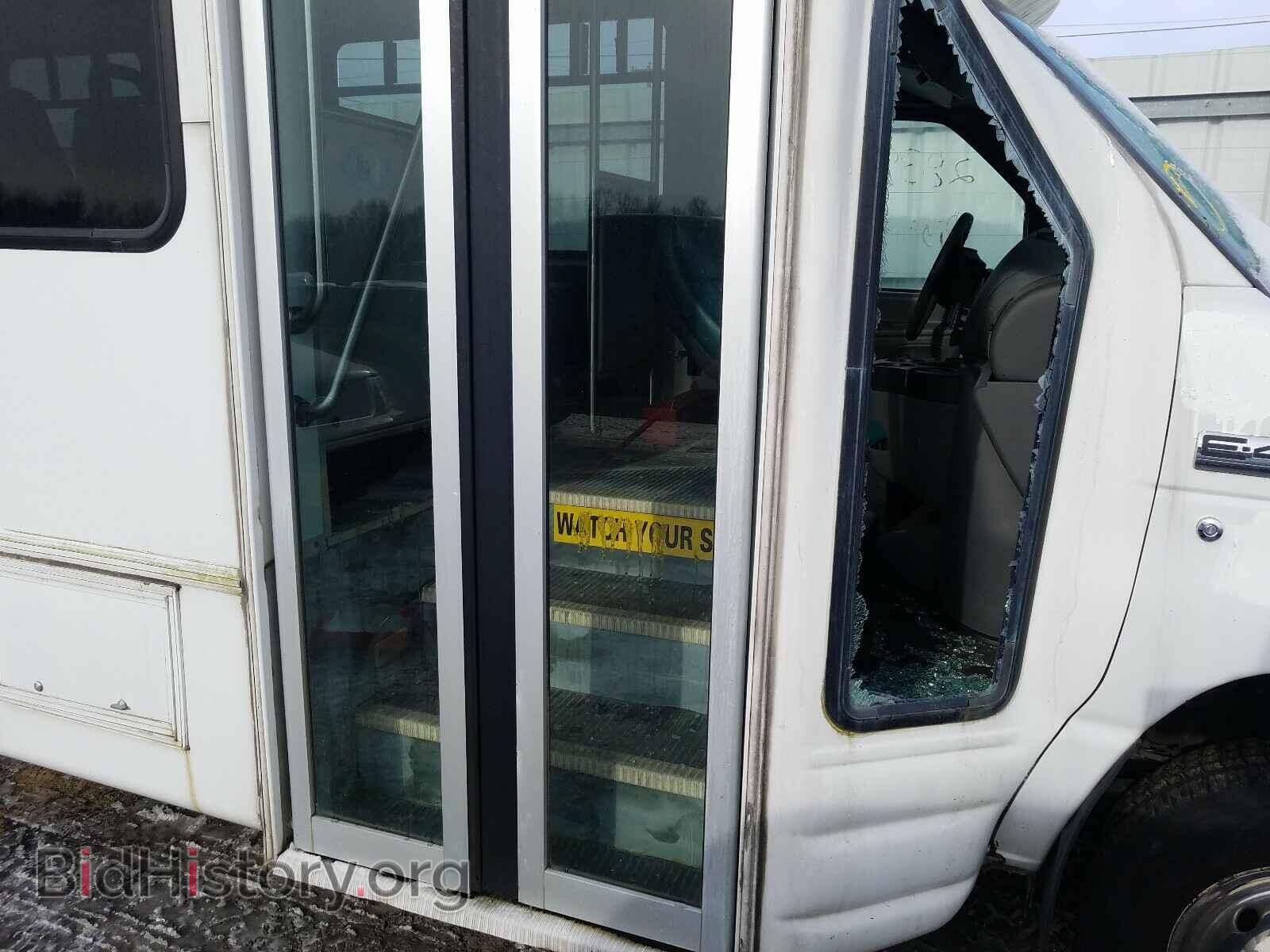 2007 FORD ECONOLINE - VIN: 1FDXE45S17DB43796 - Фото 9