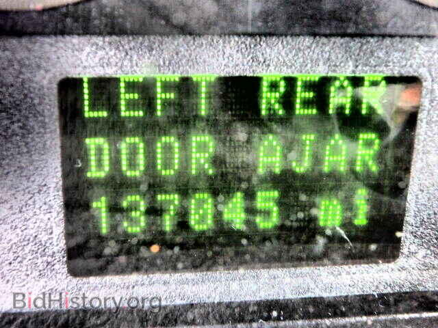 2007 FORD FREESTAR - VIN: 2FMDA58247BA12397 - Фото 8
