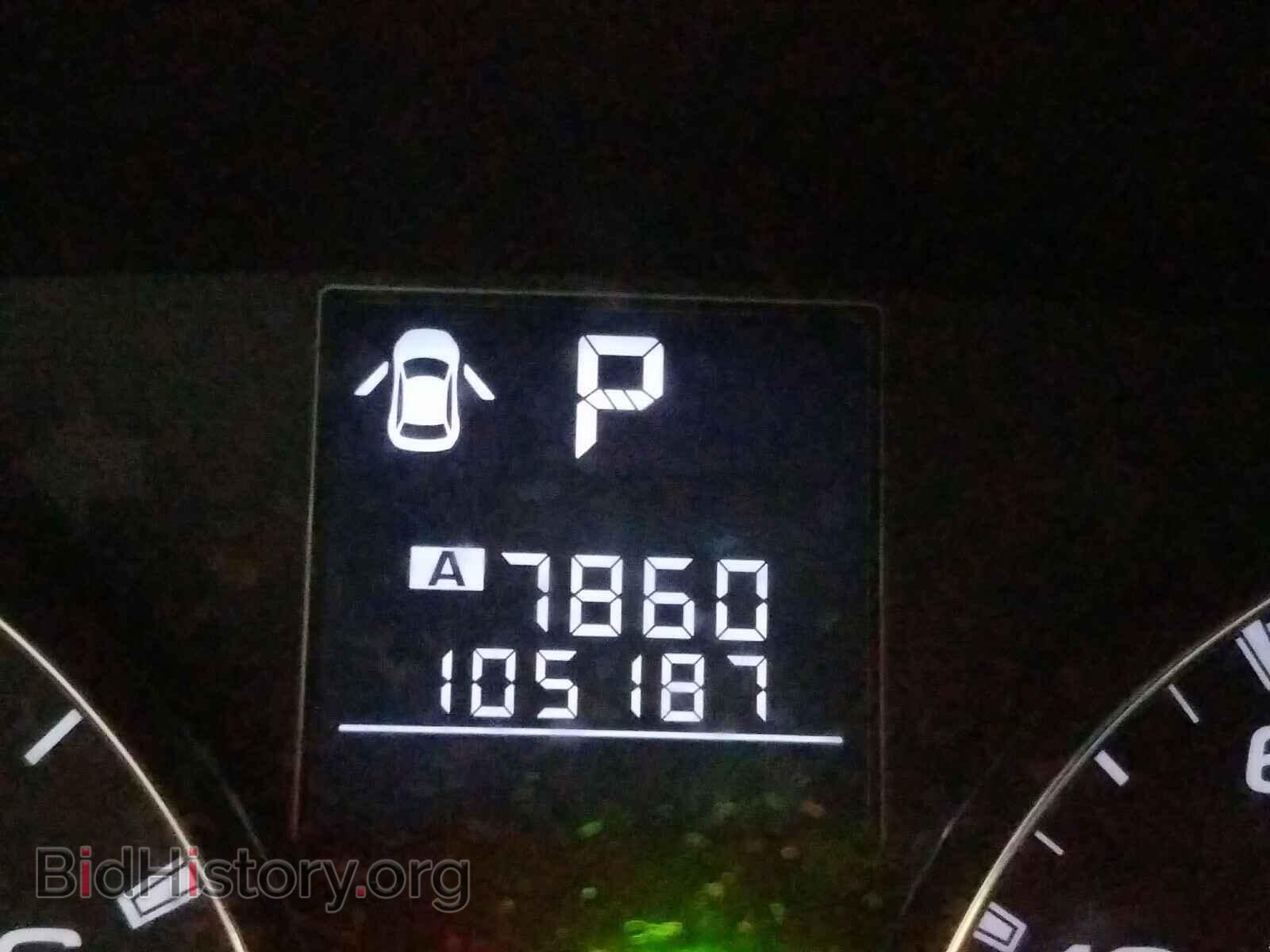 2011 SUBARU OUTBACK - VIN: 4S4BRBCC4B3377394 - Photo 8