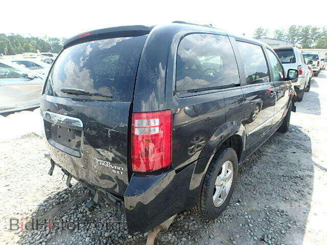 2010 DODGE CARAVAN - VIN: 2D4RN5D10AR203375 - Photo 4